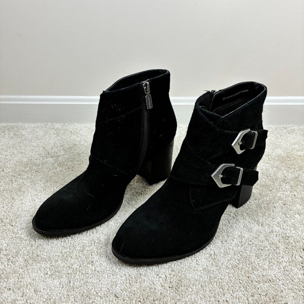 Blondo Stacy Waterproof Black Suede Buckle Heeled Ankle Boots Women's Size 9.5